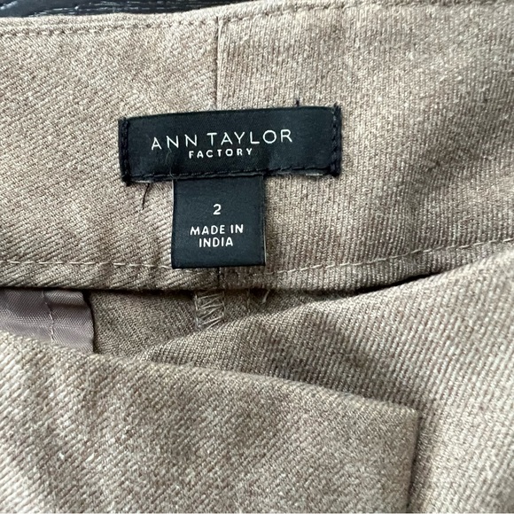 Ann Taylor Factory medium khaki trousers size 2 - Picture 4 of 4